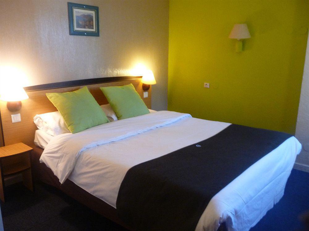 Hotel Campanile 3*
