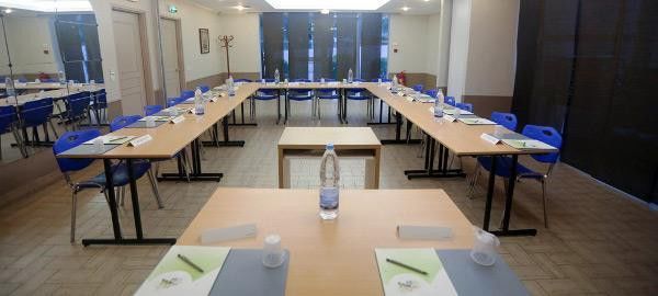 Campanile Hotel 3*