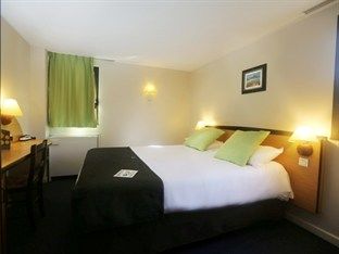 Campanile Hotel 3*