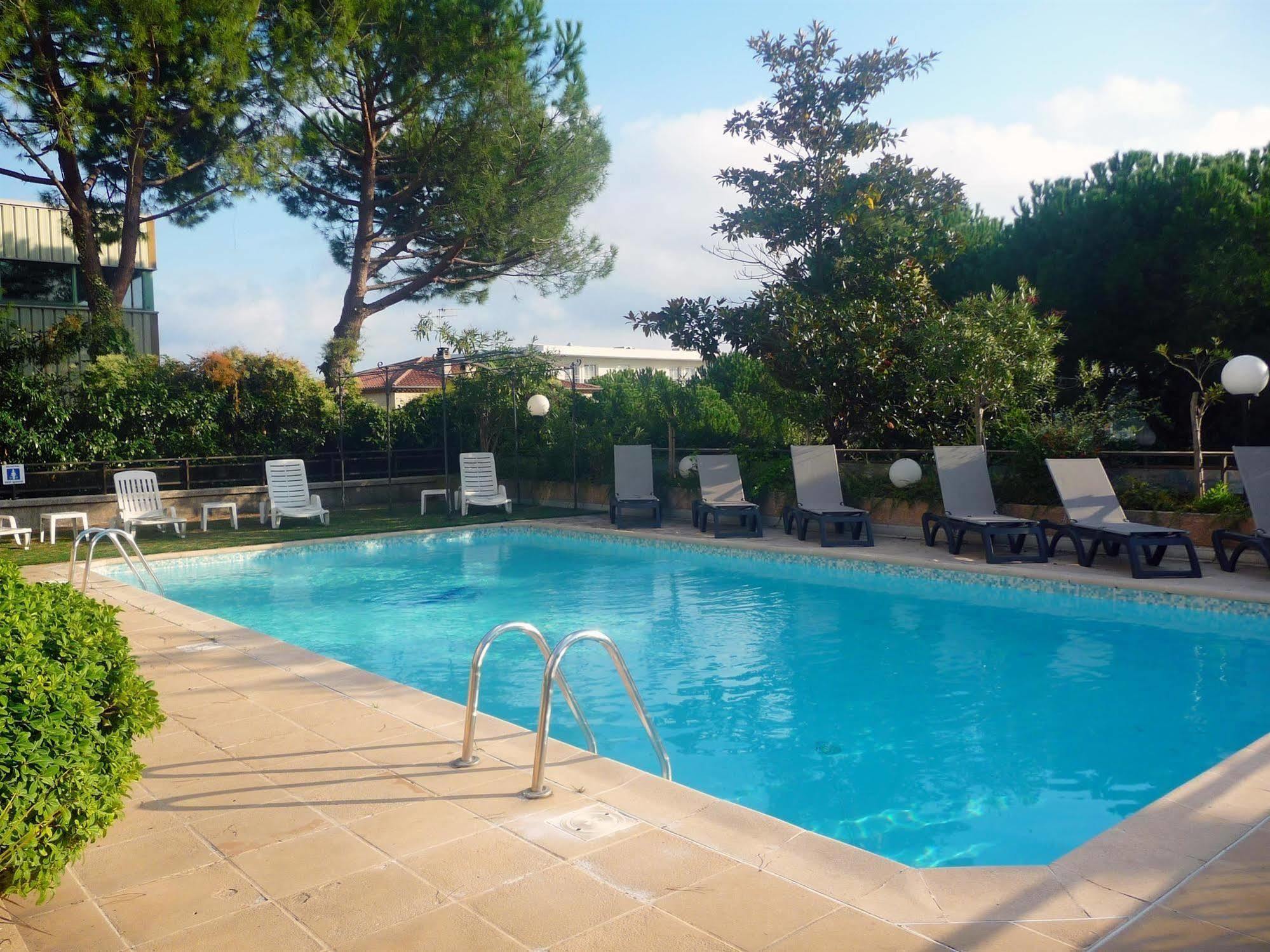 Campanile 3* Antibes